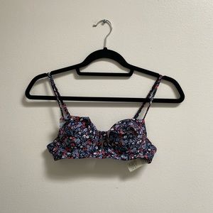 Gilly Hicks Notch-Front Floral Bikini Top 34A